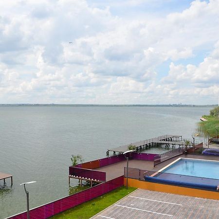 Mamaia Lake View Apartment Bagian luar foto
