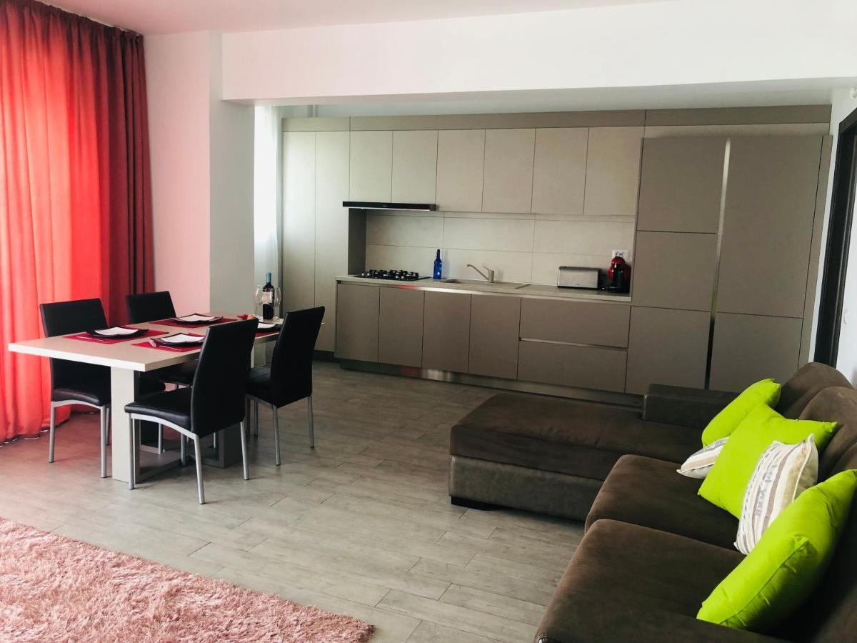 Mamaia Lake View Apartment Bagian luar foto