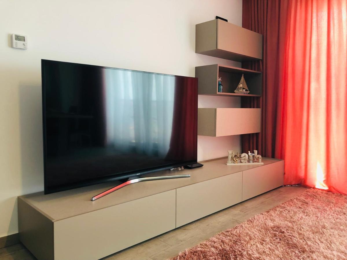 Mamaia Lake View Apartment Bagian luar foto